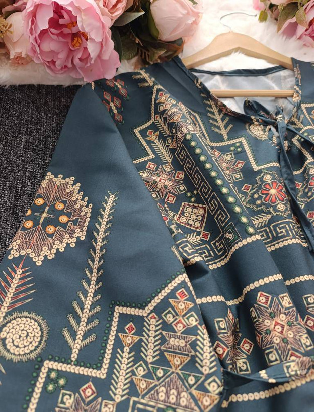 پیراهن ساحلی کتیبه جنس بوگاتی گرم بالا