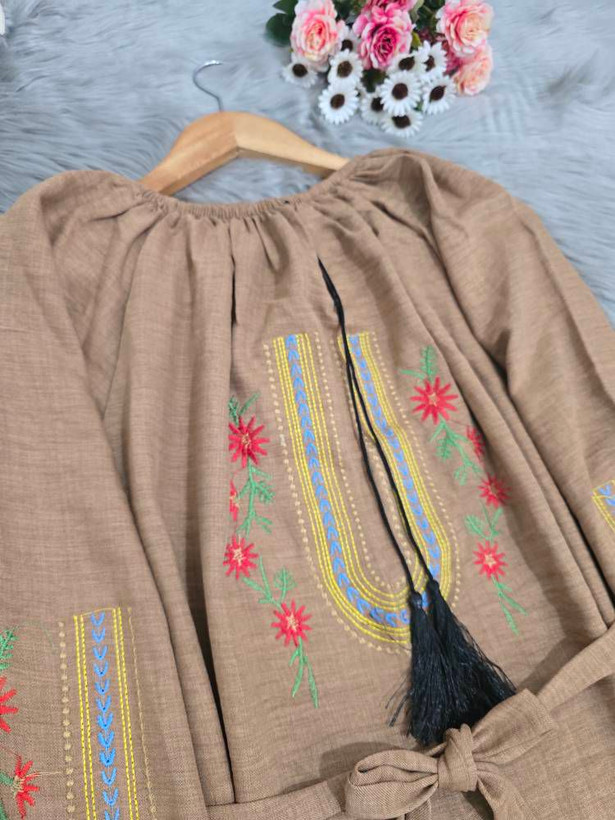 شومیز تارا جنس شانتون و گلدوزی