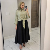 شومیز گره ای و دامن ستوده