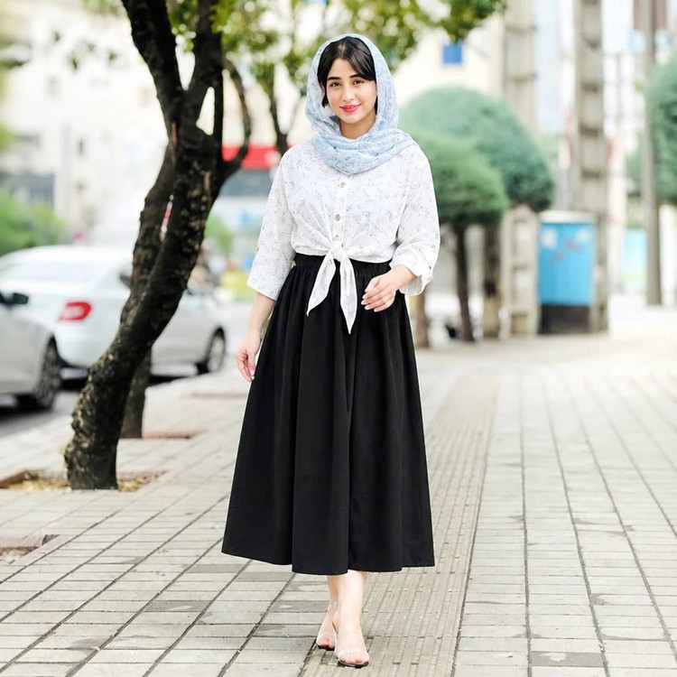 شومیز گره ای و سارافون نازنین