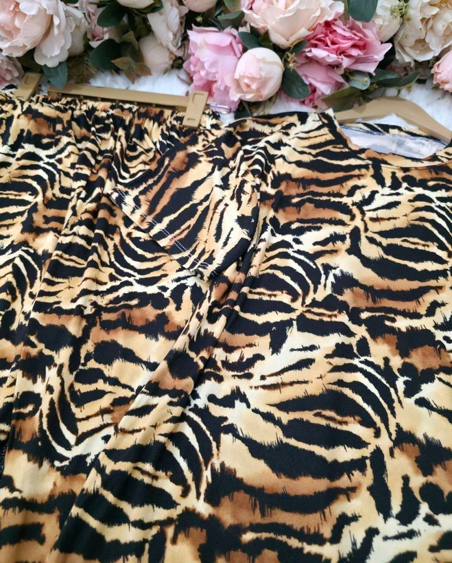 ست تیشرت شلوار گیاهی درجه یک