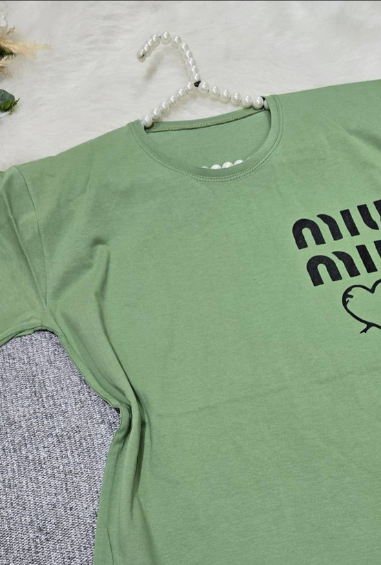 تیشرت باکسی طرح Miu Miu