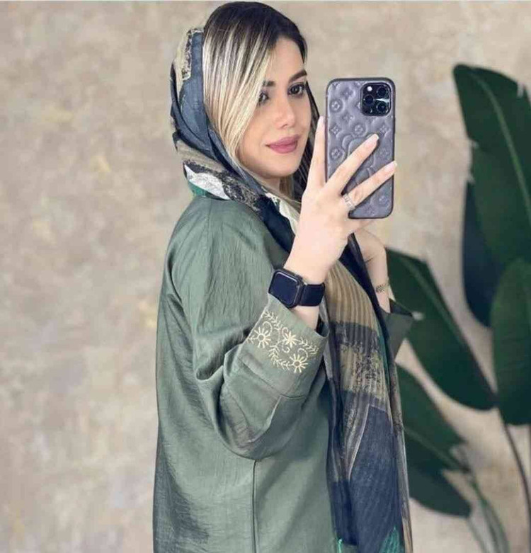 مانتو مچ گلدوزی سانیا