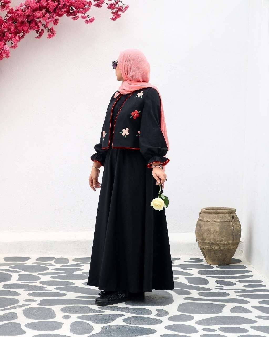کت و سارافون گلدوزی نیایش