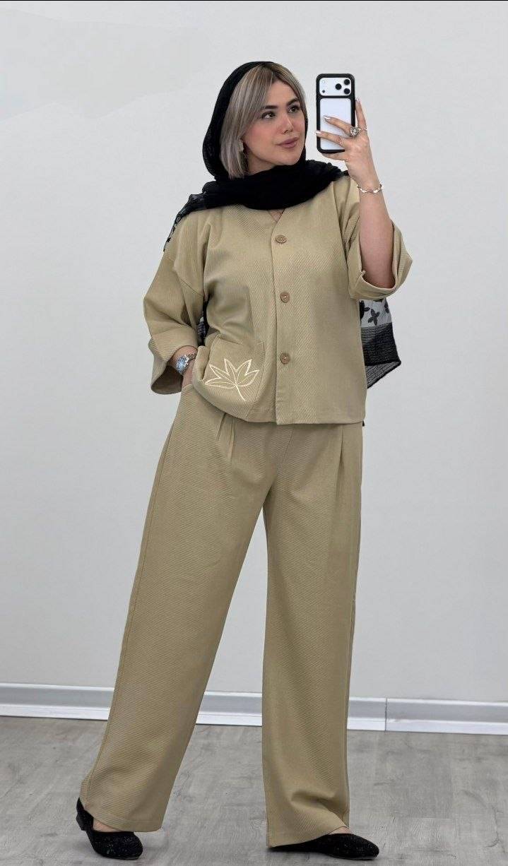 ست مانتو شلوار گلبرگ