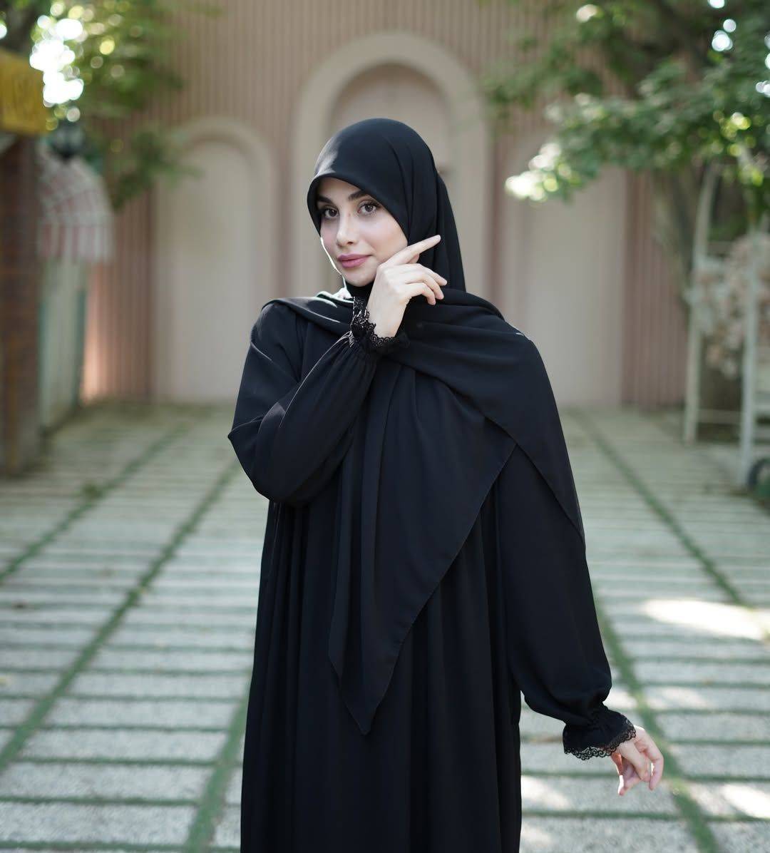 عبایی قمر جنس الیزه