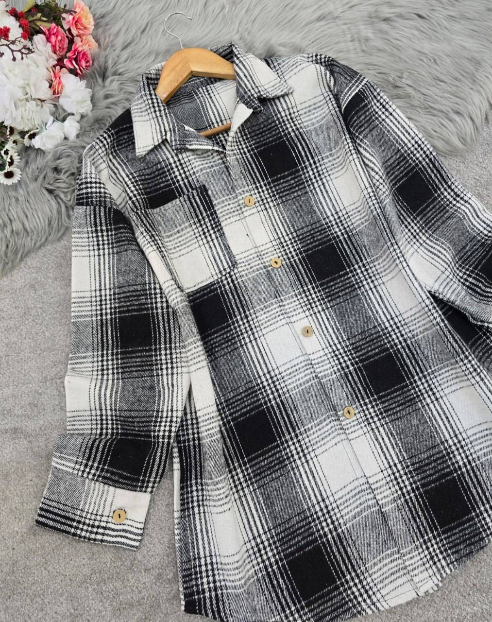 شکت پشمی موهردار