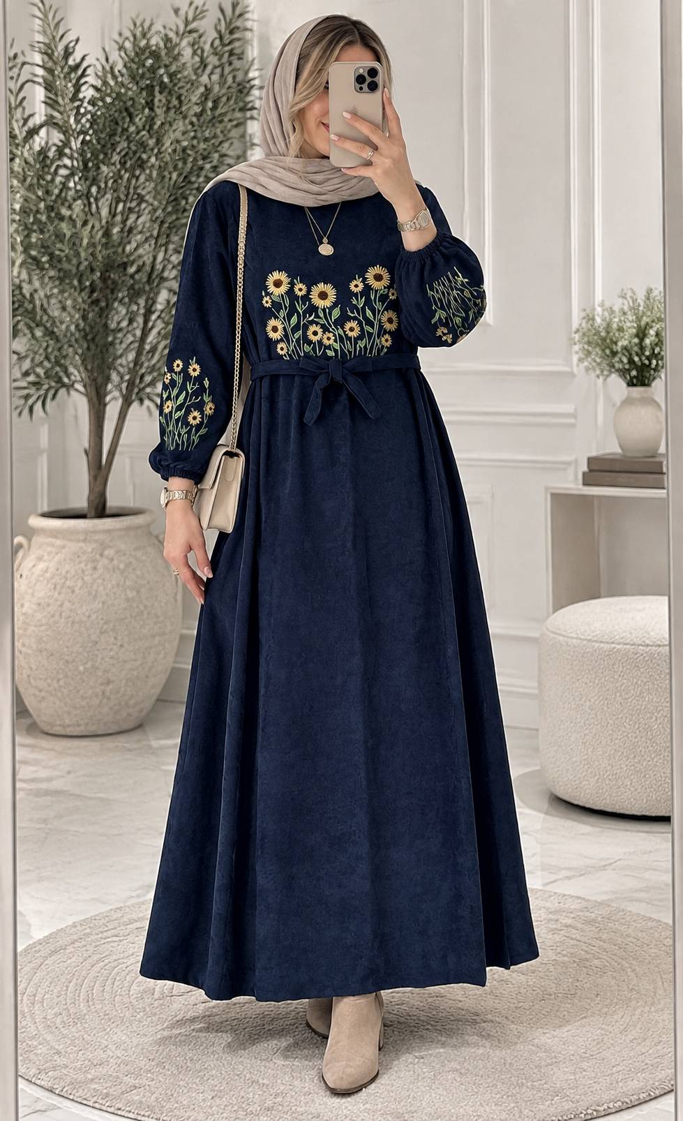 کفتان گلدوزی اروشا جنس مخمل کبریتی ریز