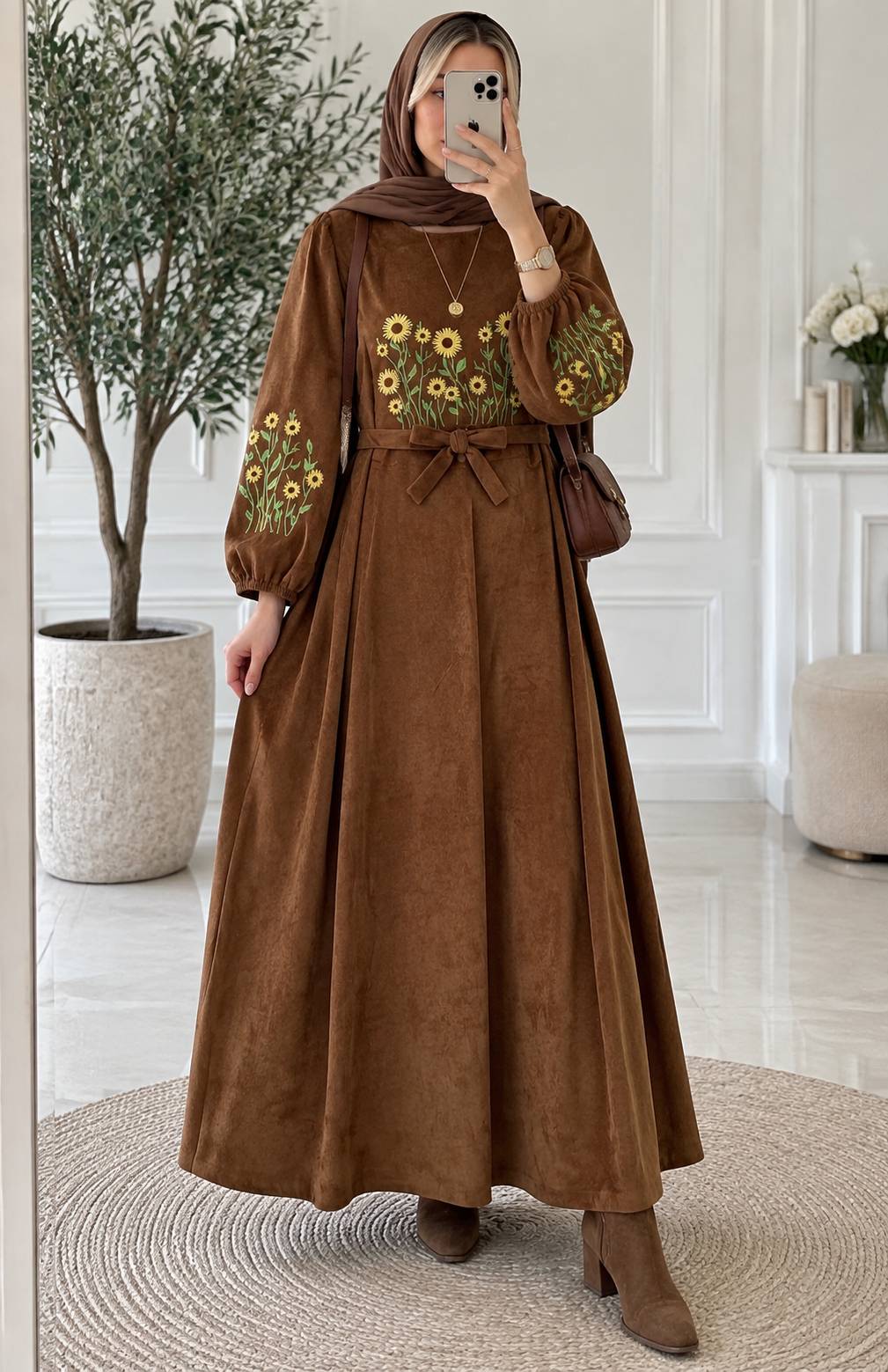 کفتان گلدوزی اروشا جنس مخمل کبریتی ریز